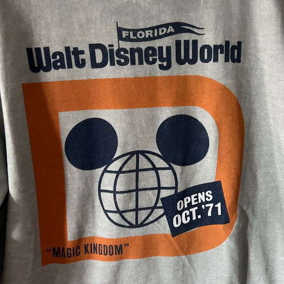 Walt Disney World Magic Kingdom 50th Crewneck - Vault Collection - Picture 4 of 5